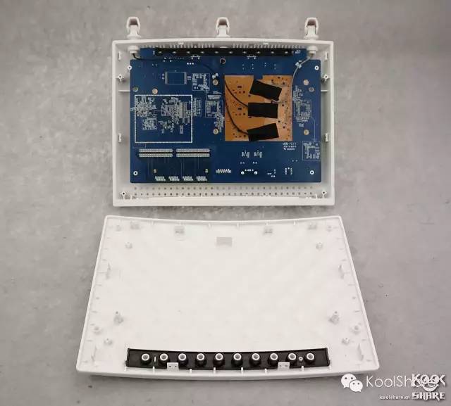 Tenda腾达AC15AC1900规格无线路由器开箱评测，附赠全套拆机图
