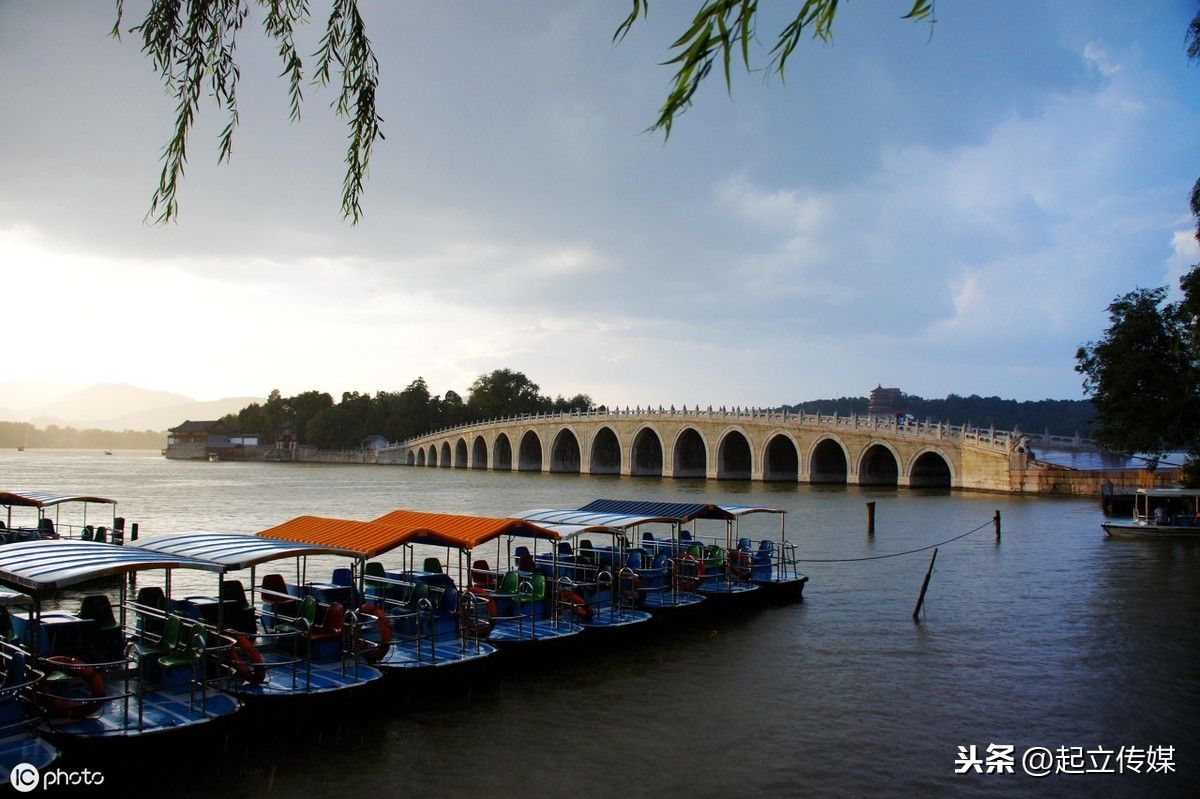 北京师范大学告诉我被录取了(北京师范大学告诉我被录取了什么意思)